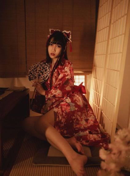 欧美著名av女性_高清电影-免费完整版